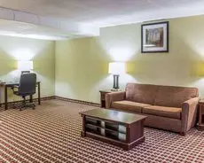 Quality Inn & Suites Fayetteville 