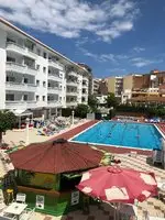 Apartamentos Europa Blanes 