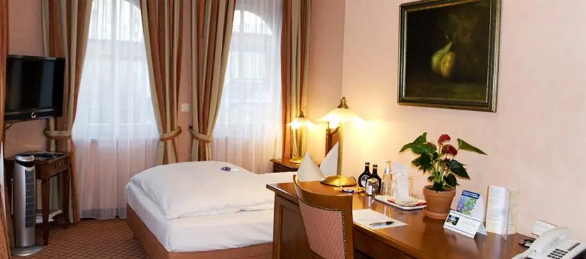 Hotel Villa Monte Vino 