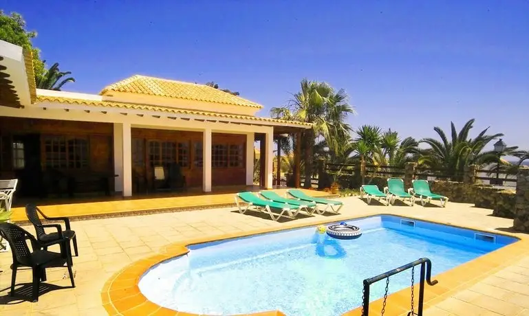 Vip Villas - Caleta Dorada