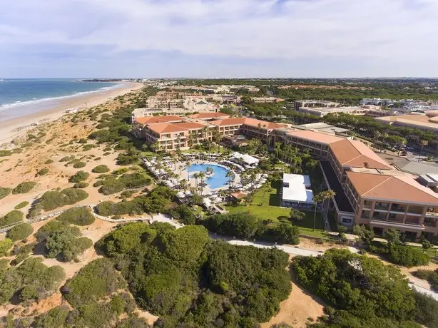 Hipotels Barrosa Palace & Spa 