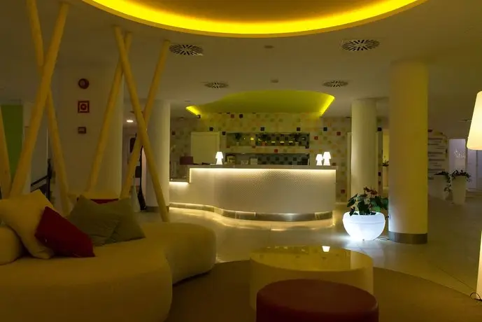 Smartline Anba Romani Hotel 