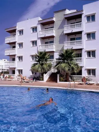 Apartamentos Playa Grande Ibiza 