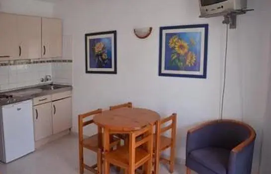 Apartamentos Playa Sol I 