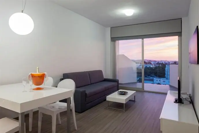 AxelBeach Ibiza Suites Apartments Spa and Beach Club - Adults Only 