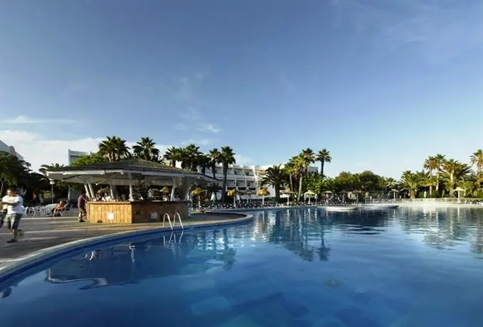 Grand Palladium White Island Resort & Spa 