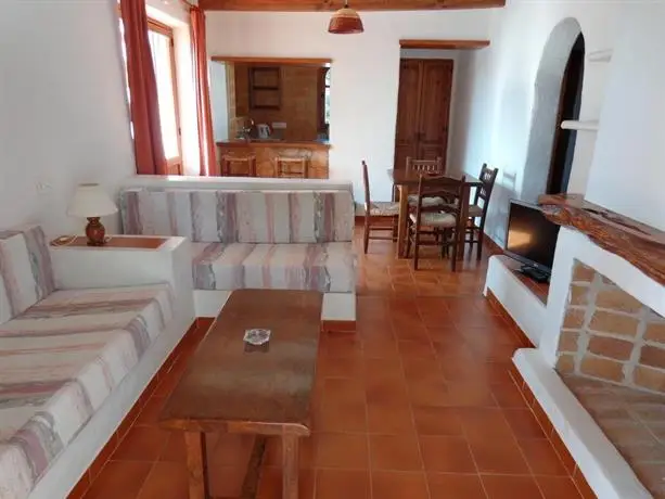 Apartamentos Los Pinares Benet 