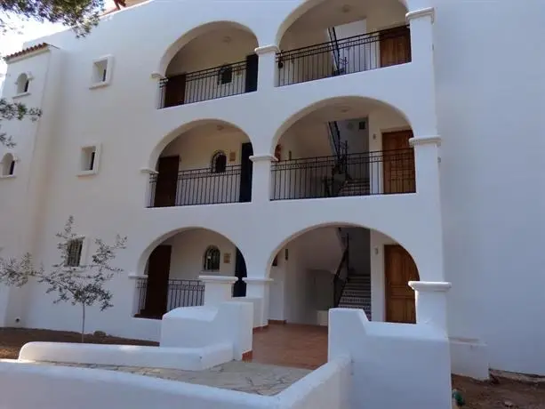 Apartamentos Los Pinares Benet 