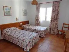 Apartamentos Los Pinares Benet 