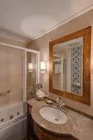 Tuvana Hotel 