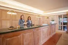 Grupotel Macarella Suites & Spa 