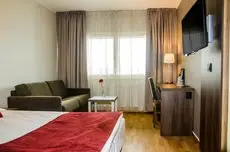 Park Inn by Radisson Oslo Airport Hotel West 