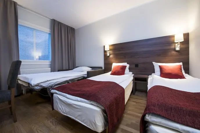 Park Inn by Radisson Oslo Airport Hotel West 