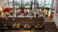 Park Inn by Radisson Oslo Airport Hotel West 