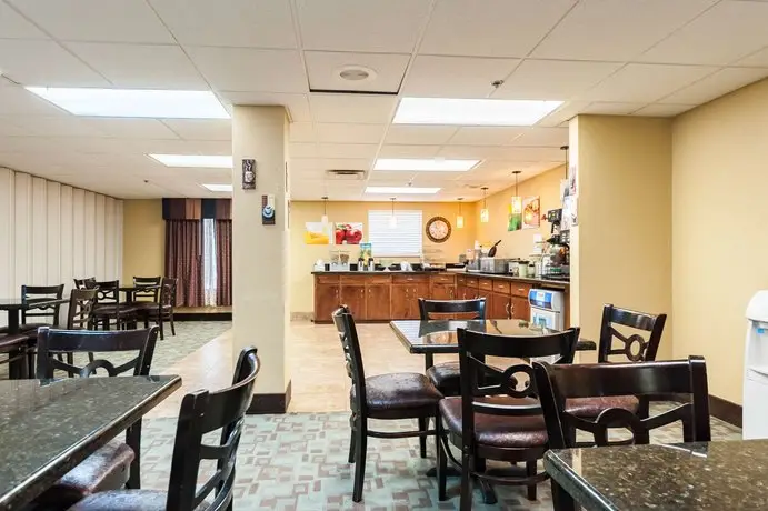 Quality Inn & Suites Lafayette 