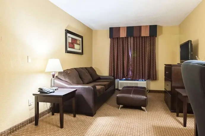 Quality Inn & Suites Lafayette 