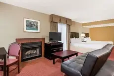 Hawthorn Suites by Wyndham Columbus North Columbus 