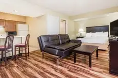 Hawthorn Suites by Wyndham Columbus North Columbus 