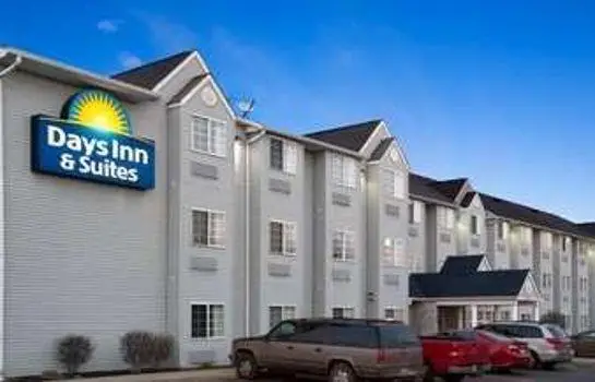 Days Inn & Suites by Wyndham Lafayette IN 