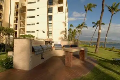 Sugar Beach Resort by Condominium Rentals Hawaii 