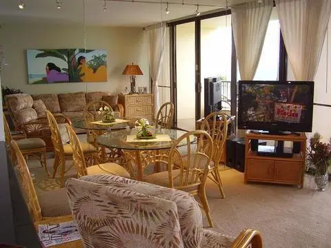 Sugar Beach Resort by Condominium Rentals Hawaii 