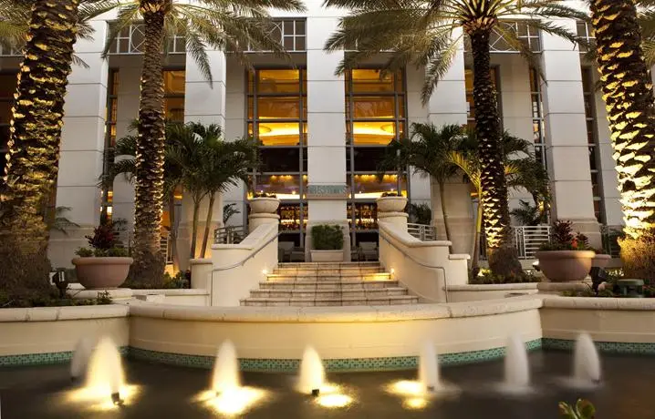 Loews Miami Beach Hotel 