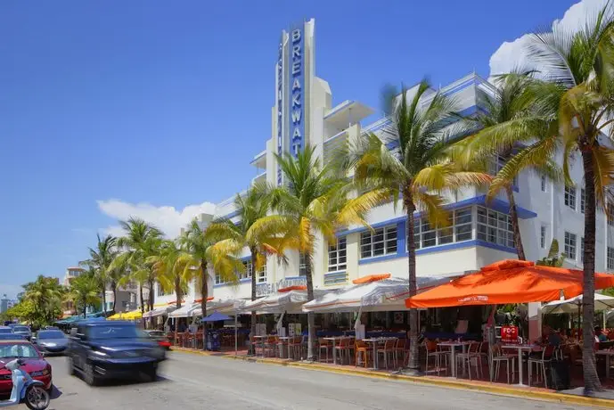 Hotel Breakwater South Beach 