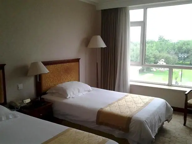 Shenyang International Hotel 