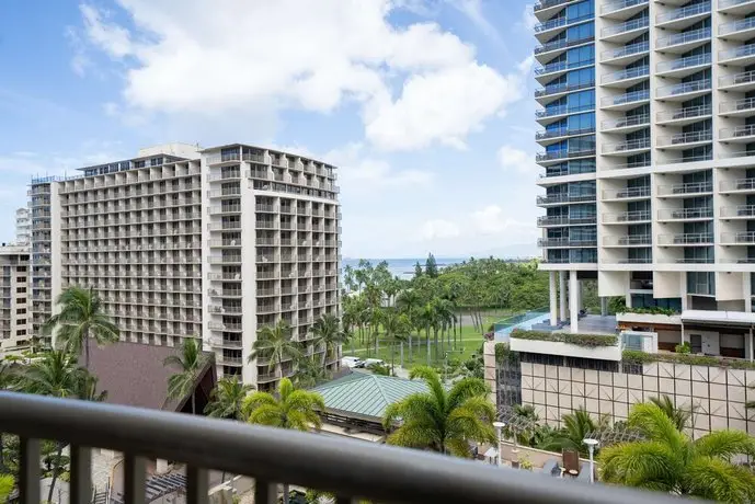 Embassy Suites by Hilton Waikiki Beach Walk