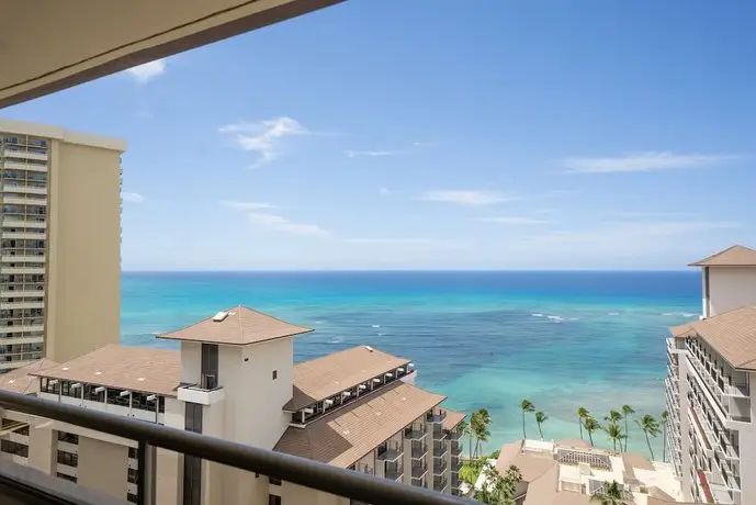 Embassy Suites by Hilton Waikiki Beach Walk 