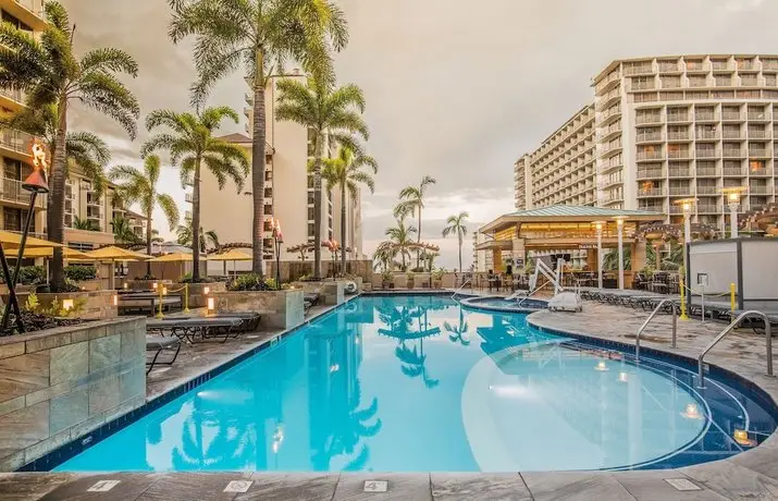 Embassy Suites by Hilton Waikiki Beach Walk 