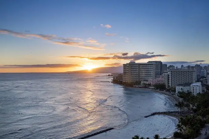 Waikiki Beach Marriott Resort & Spa 