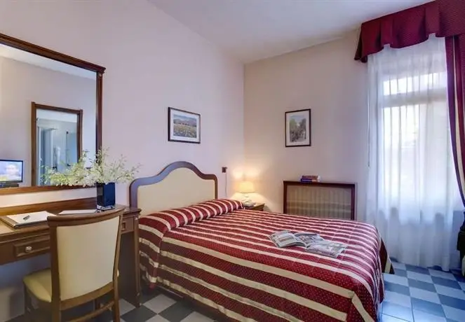 Hotel Savona Alba 