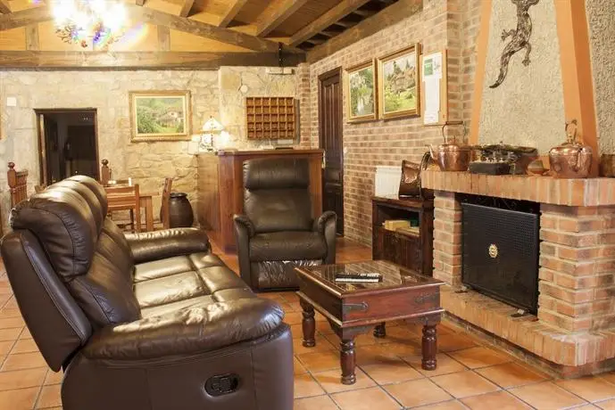 Hotel Rural Entremontes 