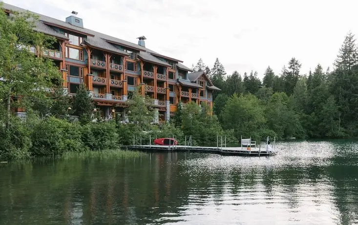 Nita Lake Lodge 