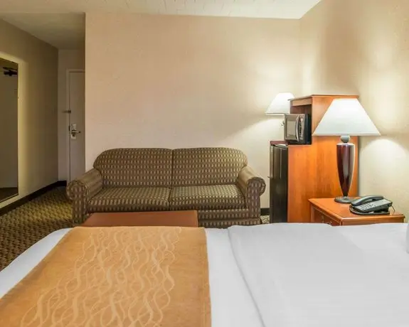 Comfort Inn & Suites Pittsburgh Pittsburgh 