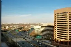 Embassy Suites Crystal City - National Airport 