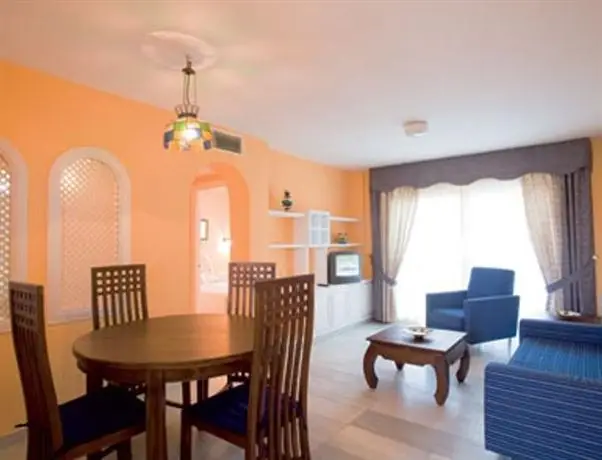 Apartamentos Fenix Beach