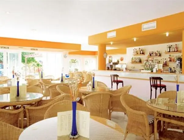 Apartamentos Fenix Beach