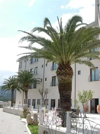 Hotel Brancamaria 