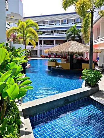 Swissotel Resort Phuket Patong Beach 