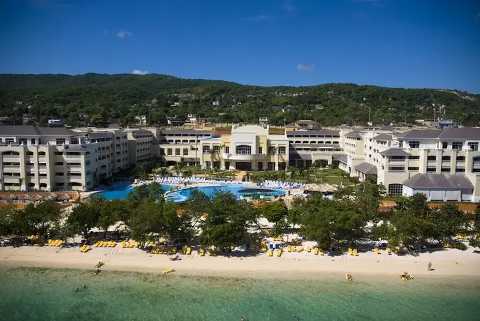 Iberostar Rose Hall Beach 