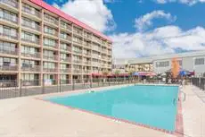 Ramada Plaza by Wyndham Fayetteville Fort Bragg Area 