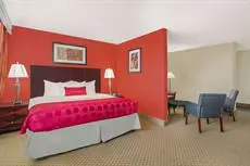 Ramada Plaza by Wyndham Fayetteville Fort Bragg Area 