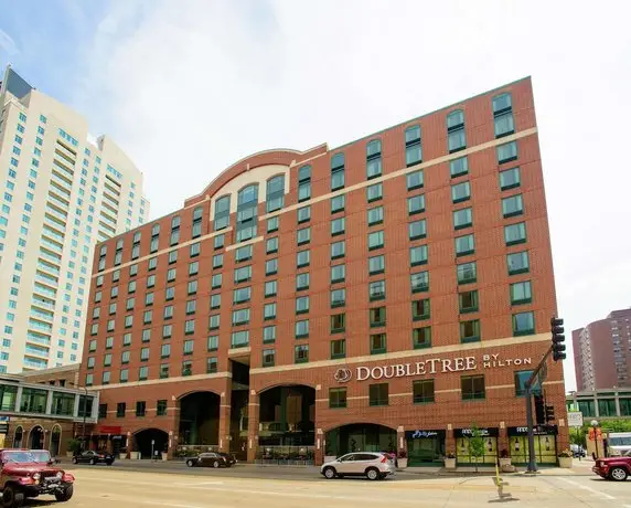 DoubleTree by Hilton Rochester - Mayo Clinic Area 