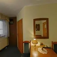 Hotel Restauracja Podzamcze 