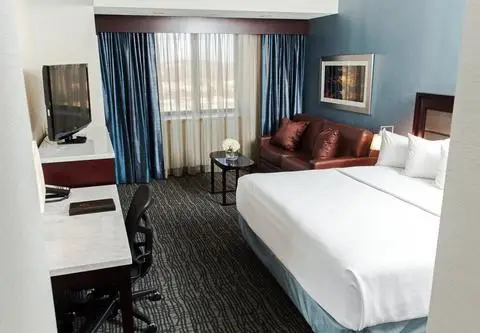 Crowne Plaza Hotel Springfield 