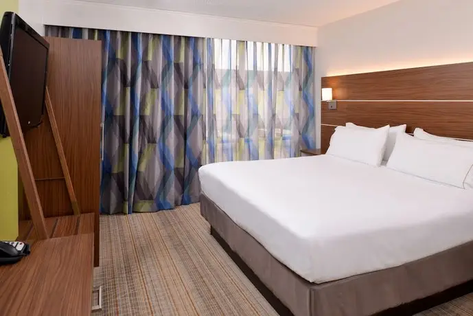 Holiday Inn Express Springfield 