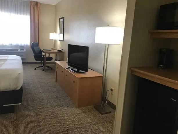 Quality Inn & Suites Springfield Springfield 