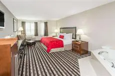 Ramada by Wyndham Springfield North 